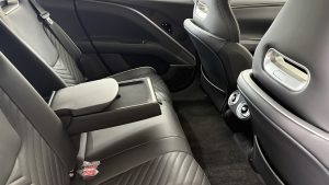 AVATR 11 ULTRA AWD