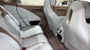 AVATR 07 ELITE RWD